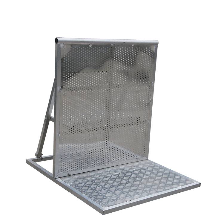 barricade (5) حاجز (5)