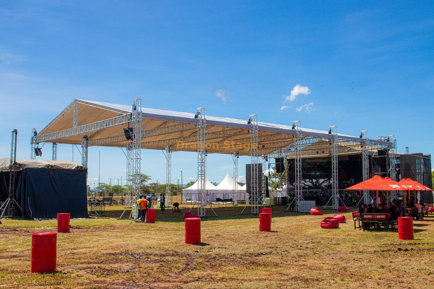 roof tent خيمة السقف