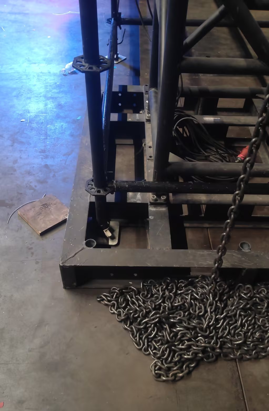 custom base قاعدة مخصصة