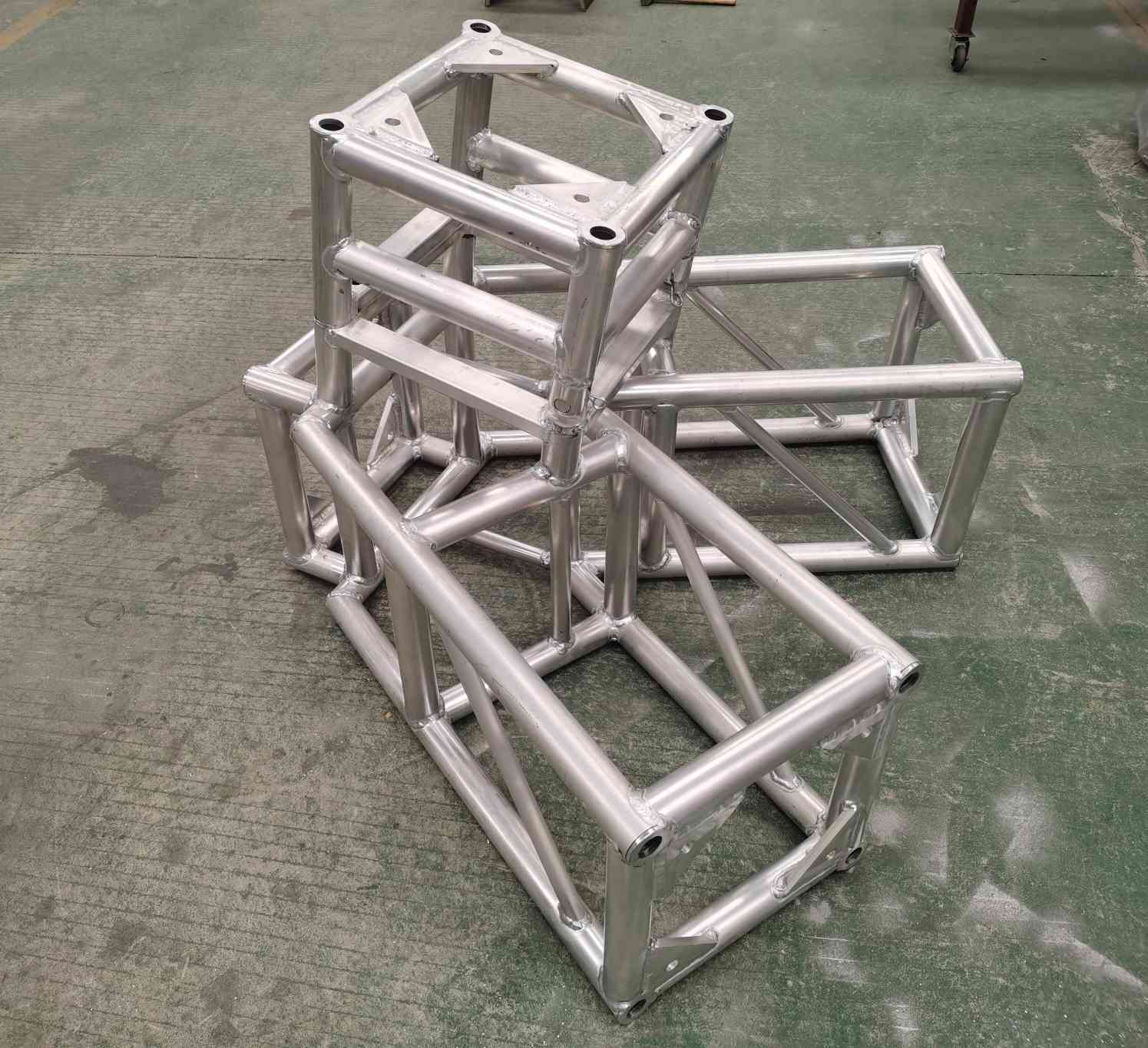 PA truss triangle base (2)(1) قاعدة مثلث باتروس (2) (1)