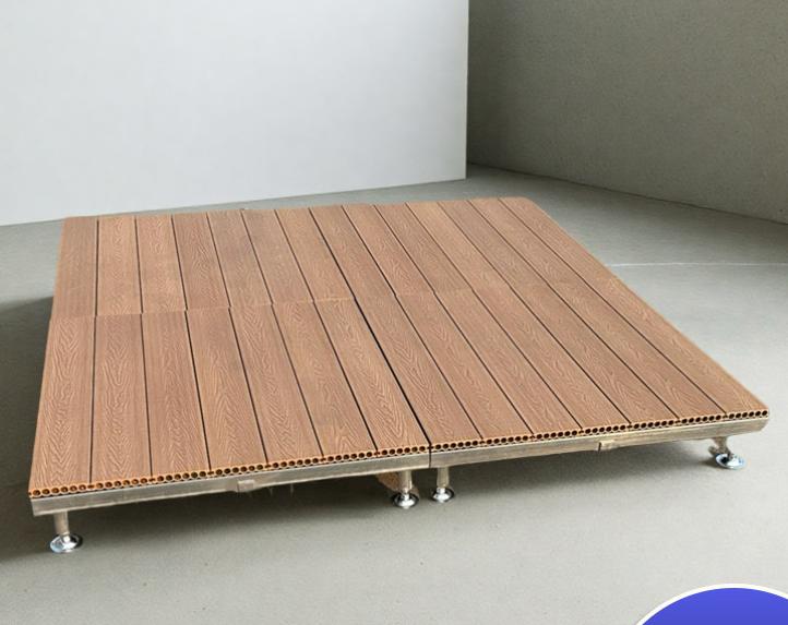 Prefabricated wooden platform (2) منصة خشبية مسبقة الصنع (2)
