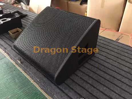 Positive 10 Inch Line Array System for Outdoor Event for 1000-2000 Audiences (3) نظام صفيف خطي إيجابي 10 بوصة للحدث الخارجي لجماهير 1000-2000 (3)