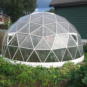 خيمة للتخييم والسفر