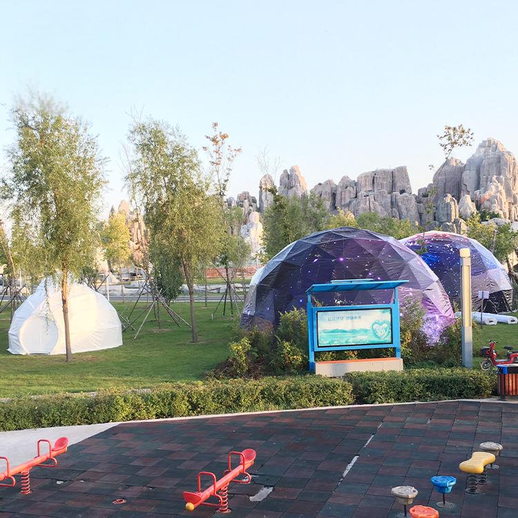 خيمة الإعلان عن الأحداث الخارجية