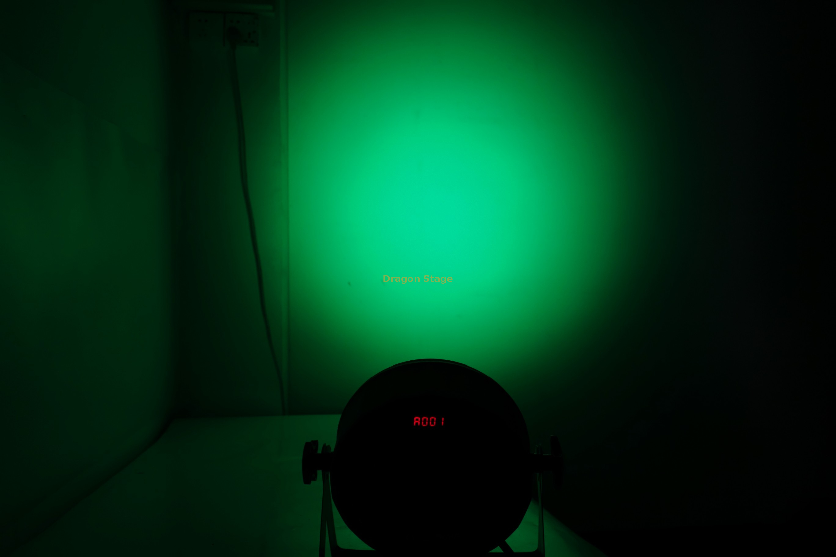 12beads 6-in-1 Plastic Flat Par Lights Small Led Par Light (3) 12Beads 6-in-1 البلاستيك المسطحة الأضواء الصغيرة LED ضوء الاسمية (3)