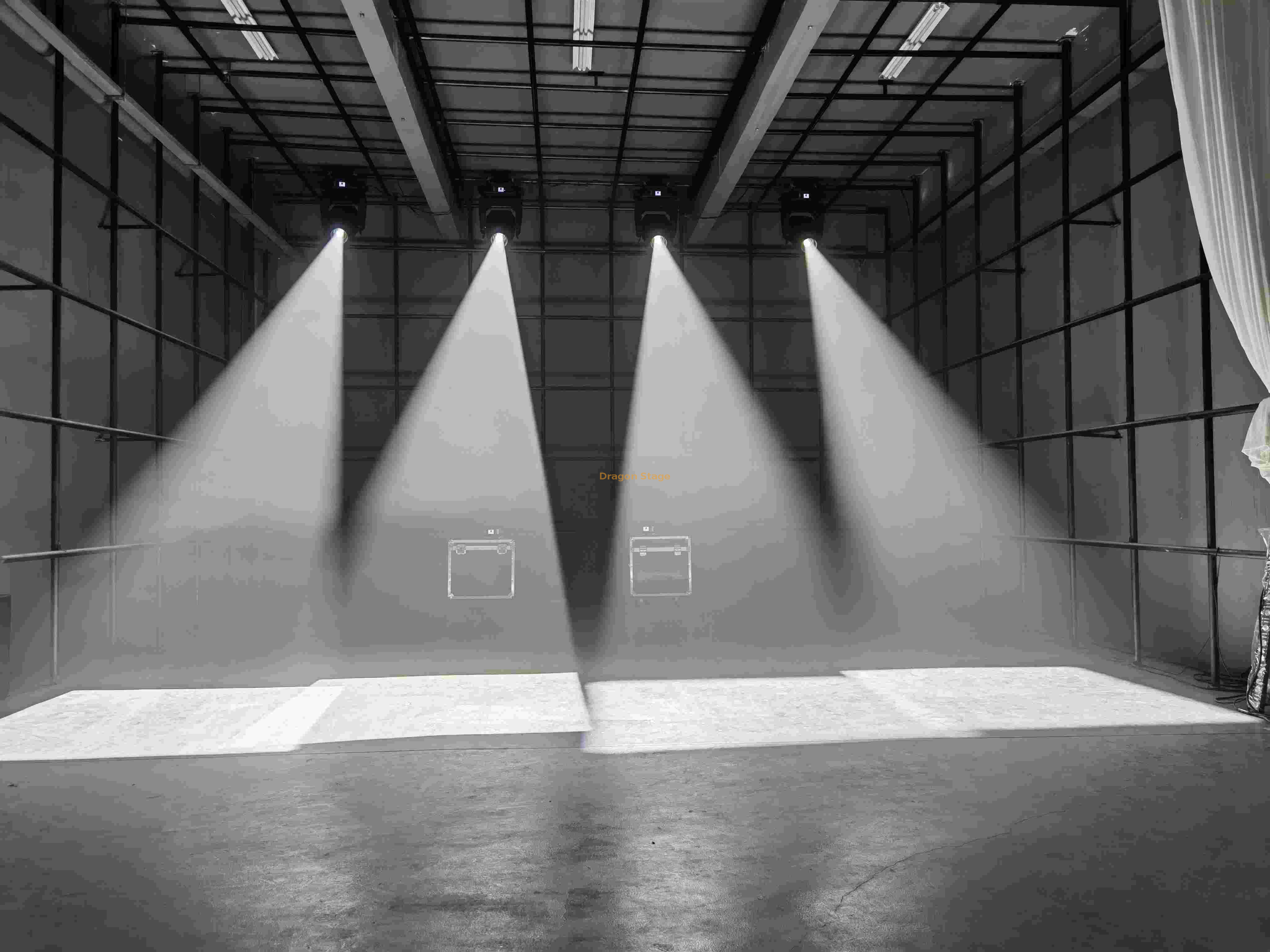 700 led profile moving heads (10) 700 رأس متحرك ليد (10)