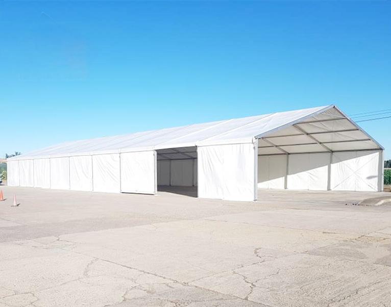 خيمة حفلات 20 م × 50 م