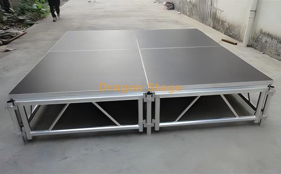 Church Stage 2.44x2.44m مرحلة الكنيسة 2.44x2.44m