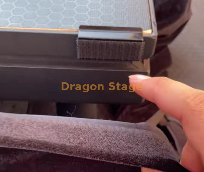 Stage Deck Edge Clips مقاطع حافة سطح المسرح