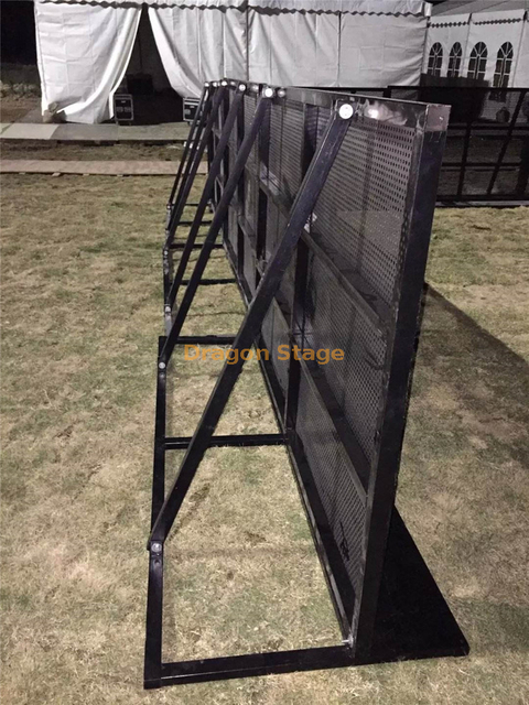 درابزين من الحديد الصلب