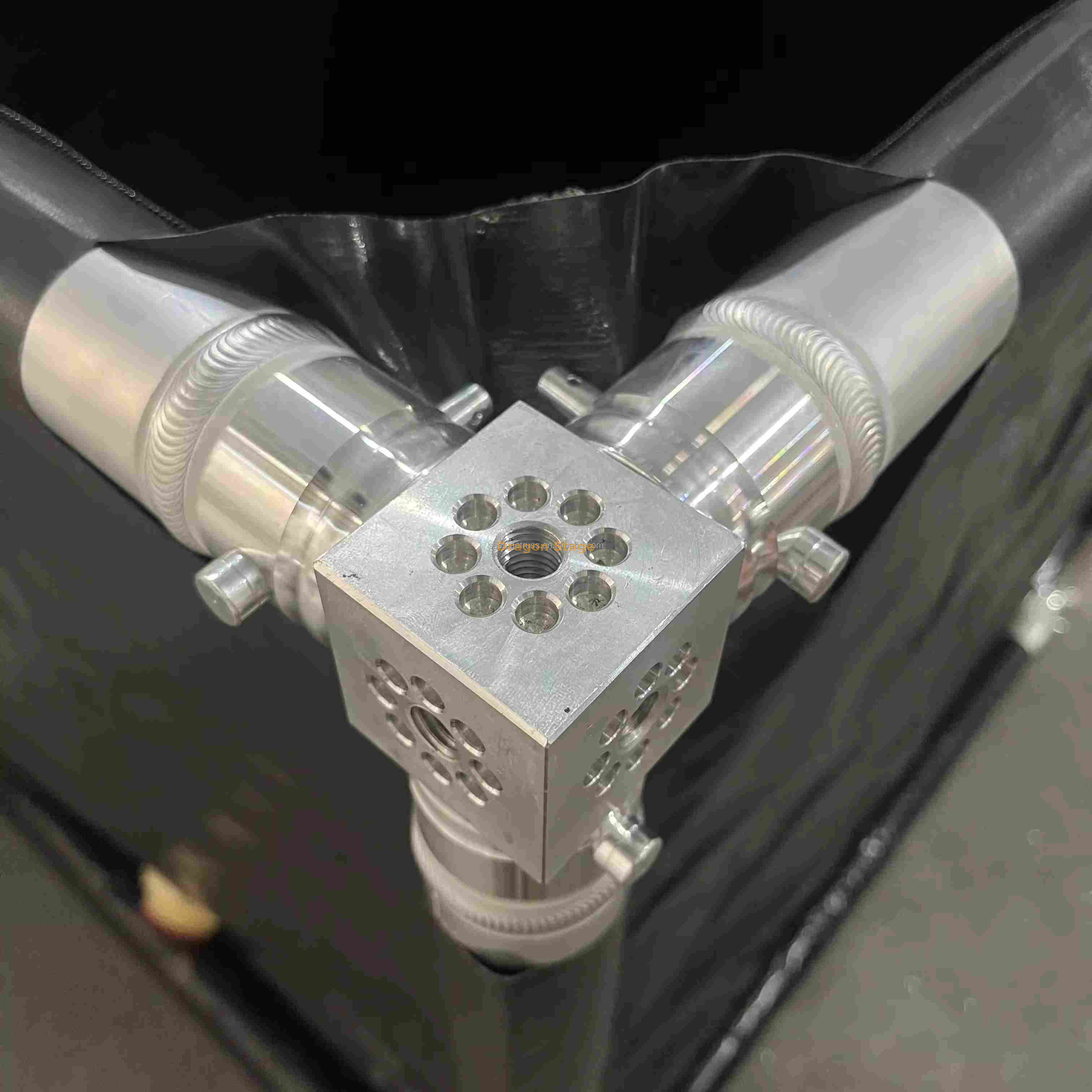 دبابة الصابورة قابلة للطي