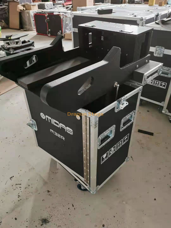 دراغون كيتس هارد وير ata رحلة حالة سلسلة حالة طريق ل Midas M32RMixer