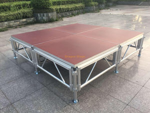 مرحلة كنيسة صغيرة من الألومنيوم المحمولة في الهواء الطلق للبيع 8 × 8 قدمًا 0.6-1M 2 سلالم