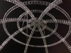 Install Dome Roof Truss System.jpg