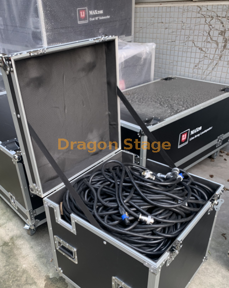 مكبر صوت خارجي للحدث 24 + 16 LA-210 Line Array & LA-218 Dual 18 Subwoofer (4)