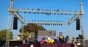 تروس صندوق الحفلات الموسيقية من الألومنيوم 30 × 24 × 12 م