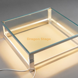 دعائم مسرح زجاجية مقاومة للانفجار مربعة الشكل شفافة مقاس 60 × 60 سم لحفلات الزفاف
