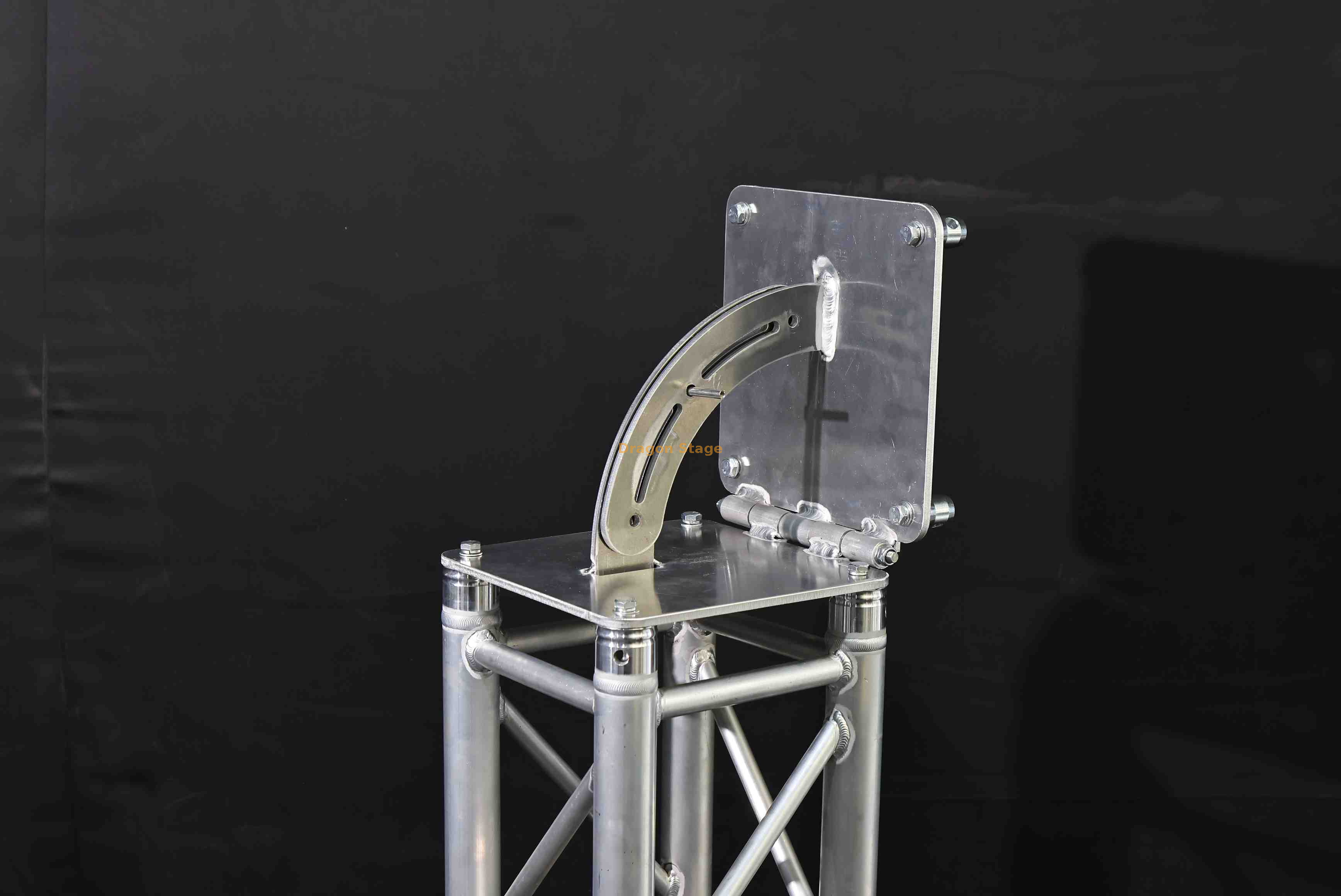 مفصل الزاوية