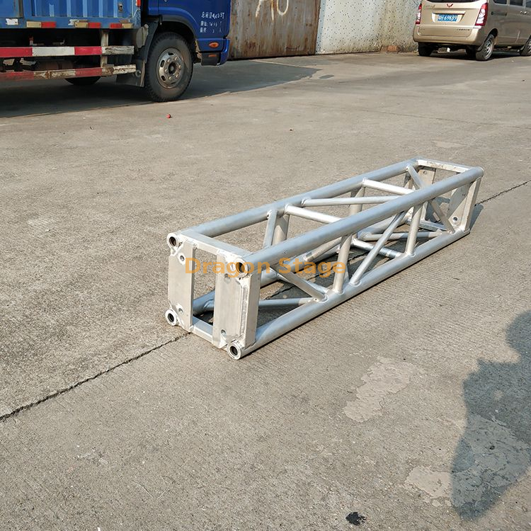 توماس تروس الألومنيوم (12)