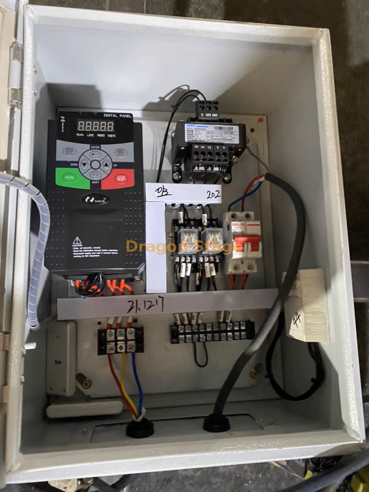 وحدة تحكم وخزانة مسرح دوارة (2)