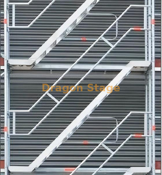 تسلق سلالم منصة لسقالات Layher