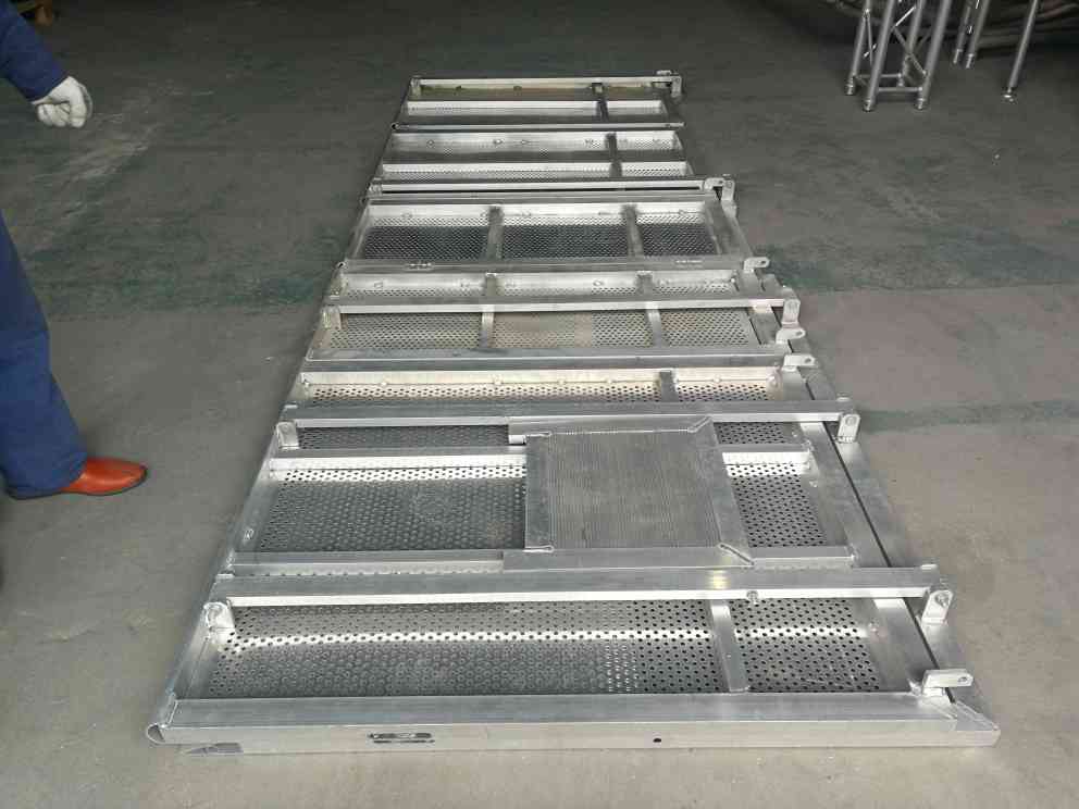 الحدث الحزام المتراس (9)