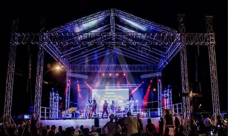 صندوق خارج الباب estructura 400 * 400 f34 أسود عالمي حنفية بولت رفع برج حامل سقف dj إضاءة مرحلة نظام الألومنيوم تروس