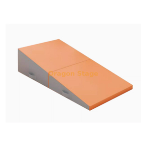 وسادة طي مثلث باركور